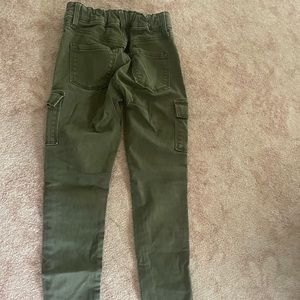 Old Navy Rockstar jegging cargo style Olive med girls EUC! Adjustable waist